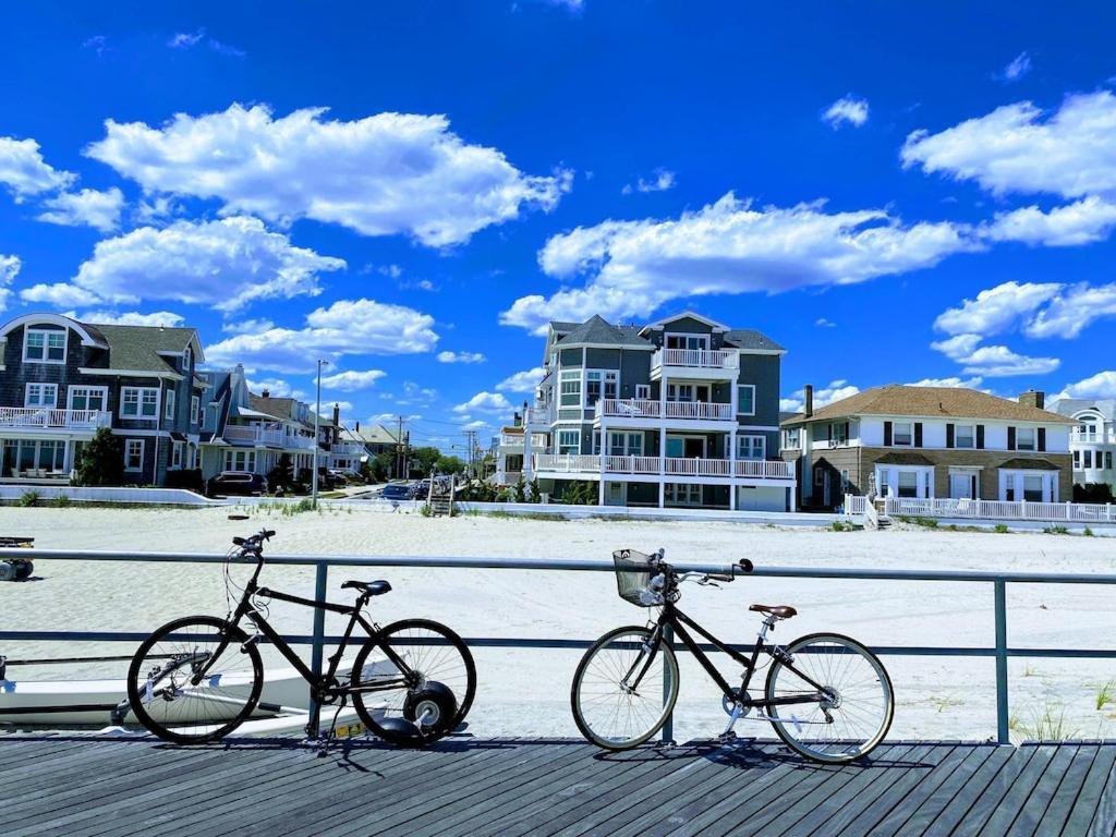 3 Bedroom Atlantic House Steps From Boardwalk, Beach, Shopping , Nightlife.
